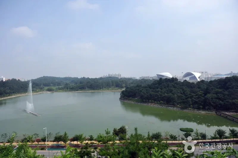 Pungam Reservoir (풍암저수지) (5/5)