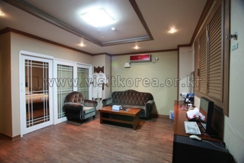 FnT Hotel - Goodstay  (3/30)