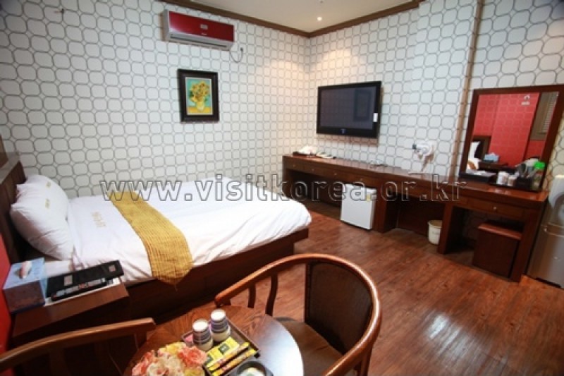 FnT Hotel - Goodstay  (10/30)