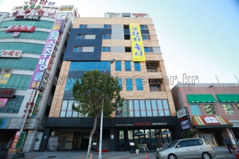 FnT Hotel - Goodstay  (12/30)