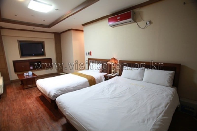 FnT Hotel - Goodstay  (17/30)