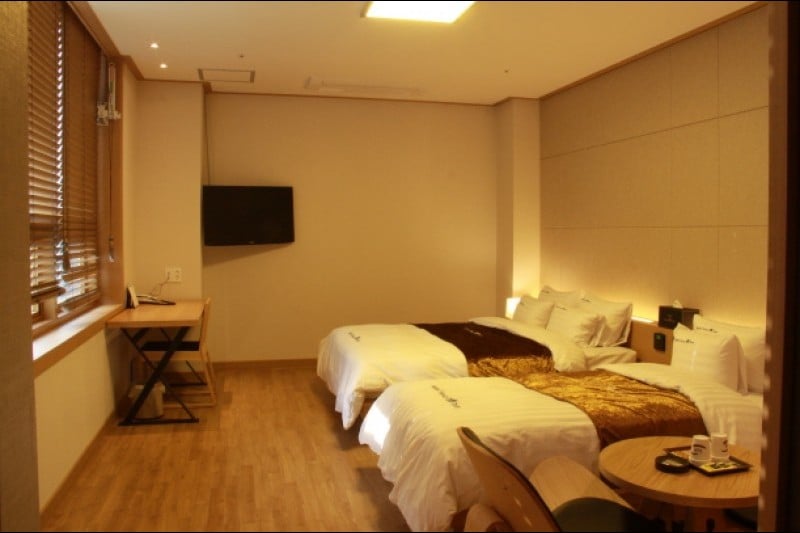FnT Hotel - Goodstay  (26/30)