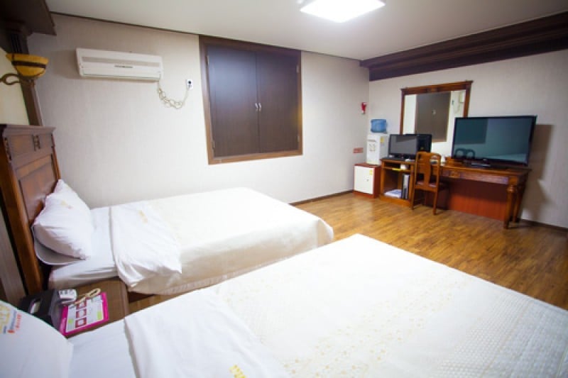 Banana Hotel - Goodstay  (16/41)