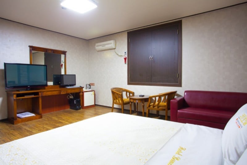 Banana Hotel - Goodstay  (27/41)