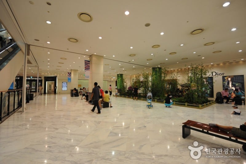 Shinsegae Department Store - Gwangju Branch  (3/6)