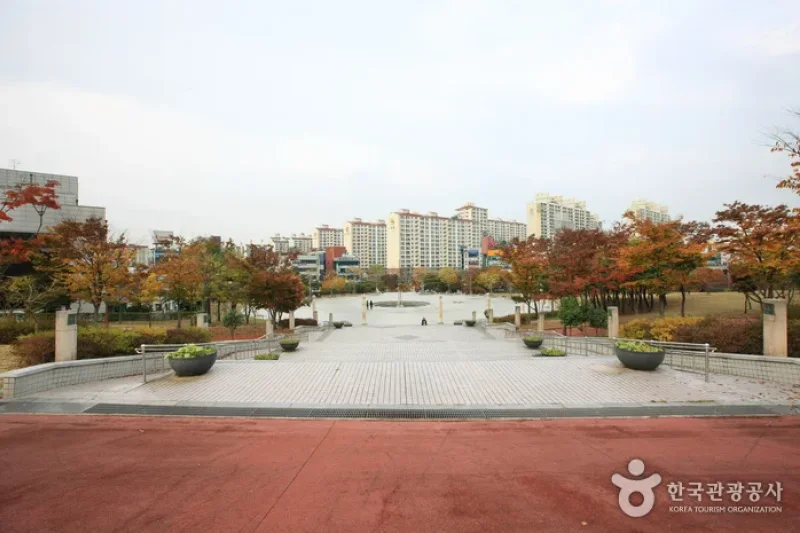 5·18 Memorial Park  (21/38)