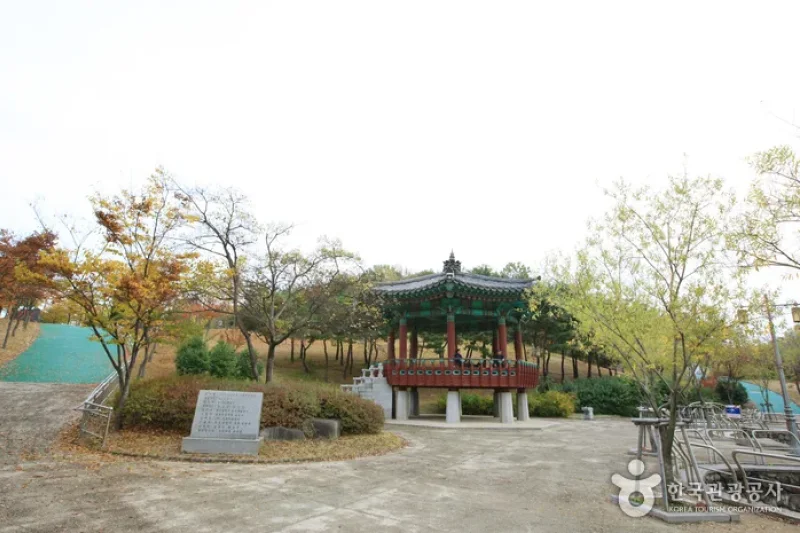 5·18 Memorial Park  (24/38)