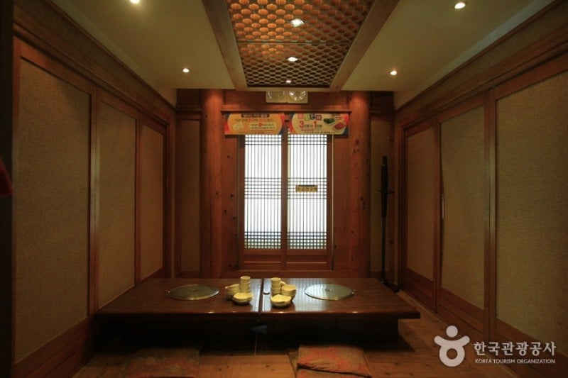 Minsokchon  (3/5)
