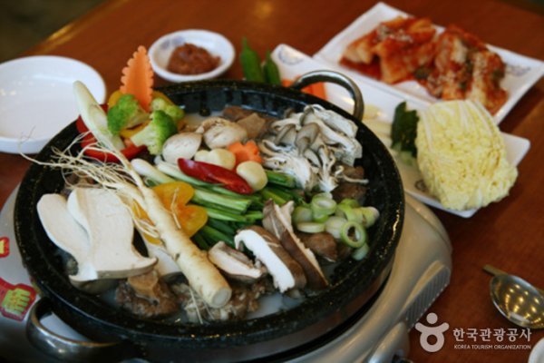 Jonggajip Seolleongtang
