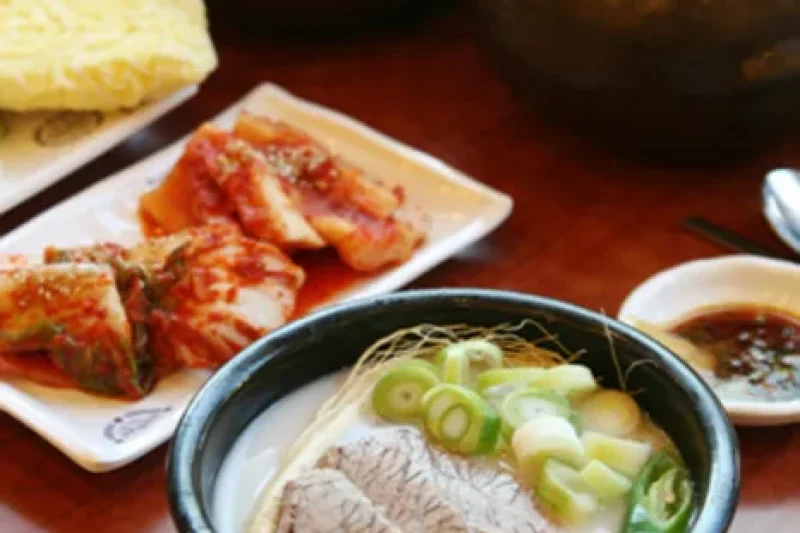 Jonggajip Seolleongtang  (14/14)