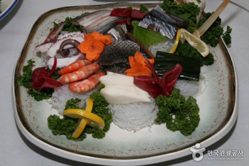 Saebyeok Hanggu  (10/12)