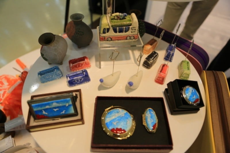 Home Plus Tourist Souvenir Shop  (5/5)