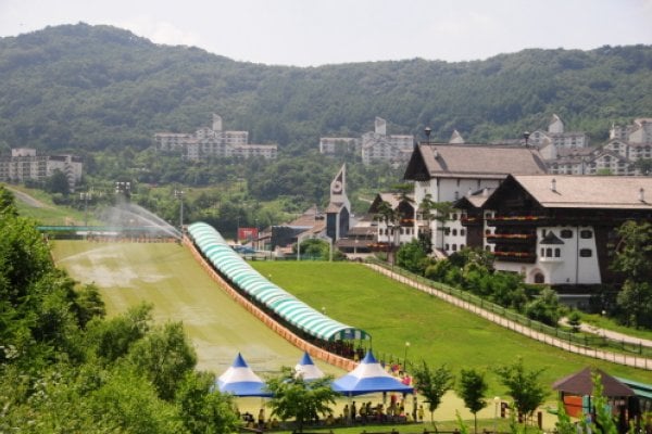Deogyusan Resort Sledding Hills