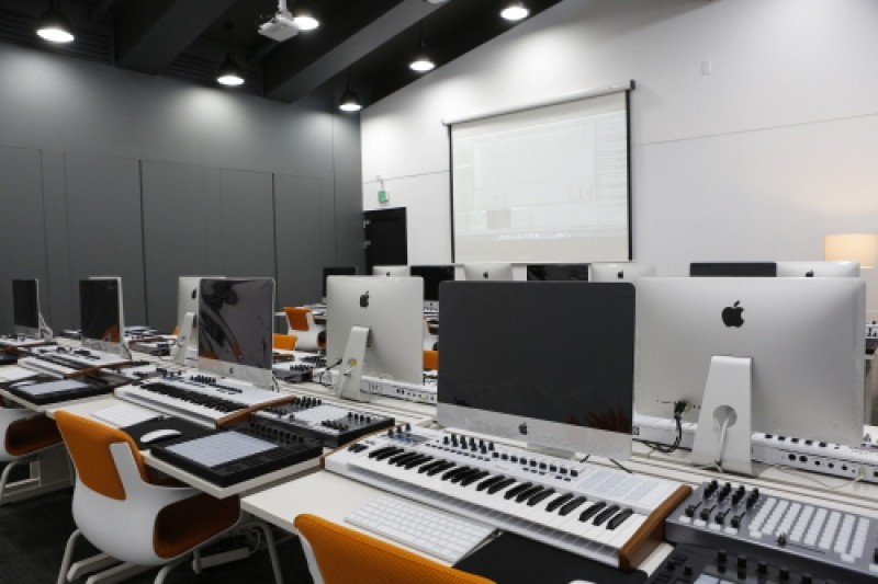 KT&amp;G Sangsangmadang Chuncheon Art Center  (1/12)