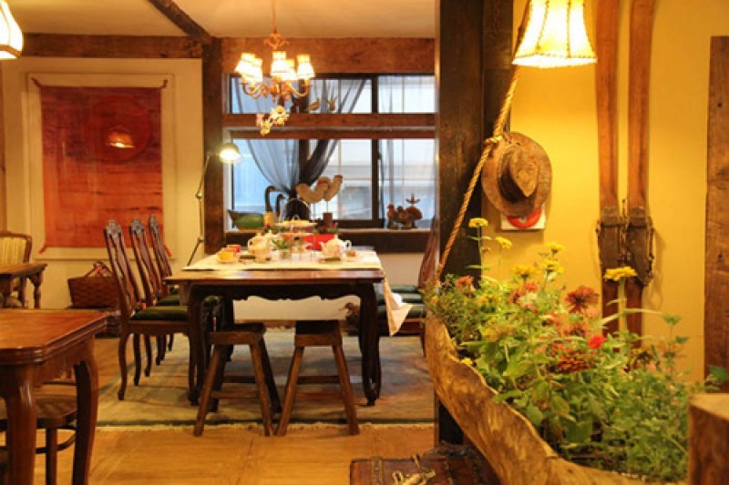 Cafe How  (1/4)