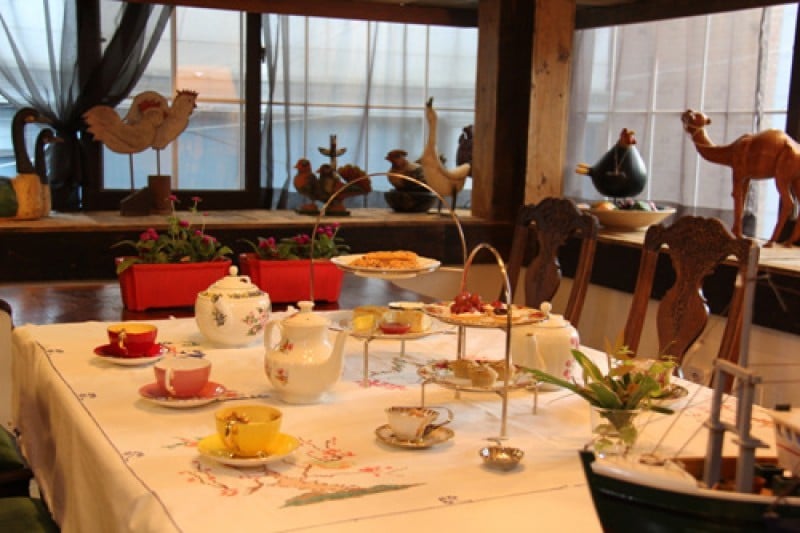 Cafe How  (2/4)