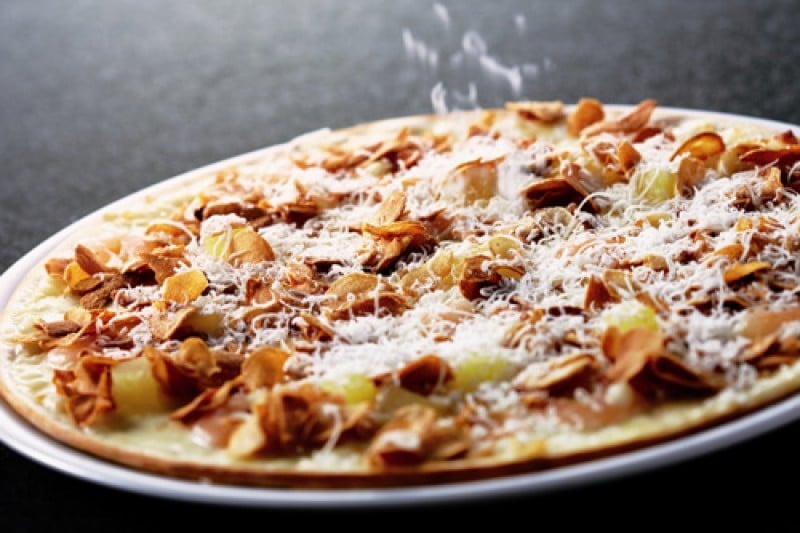Mad for Garlic - Samsung Town Headquarters Branch  (1/4)
