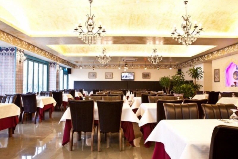 Kervan Turkish Halal Restaurant  (1/11)