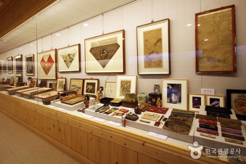 Museum of Oriental Embroidery  (7/8)