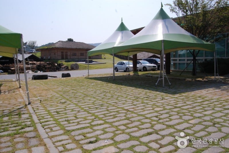 Oegosan Onggi Village  (8/33)