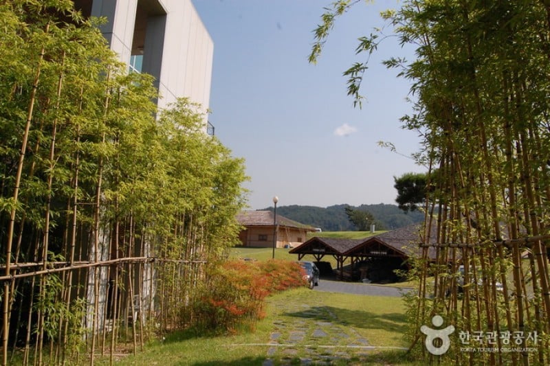 Oegosan Onggi Village  (15/33)