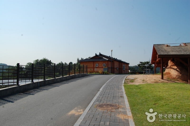 Oegosan Onggi Village  (28/33)