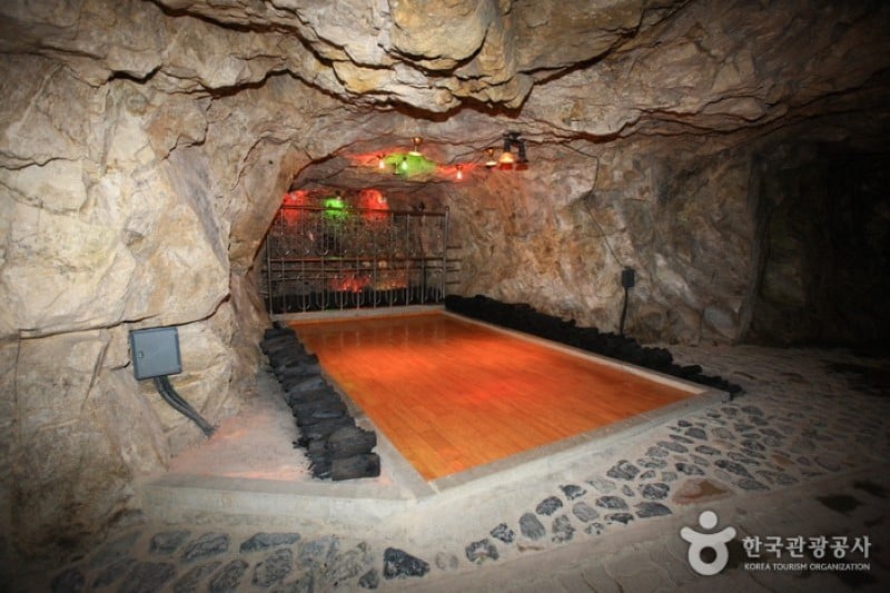 Amethyst Cavern Park  (14/19)