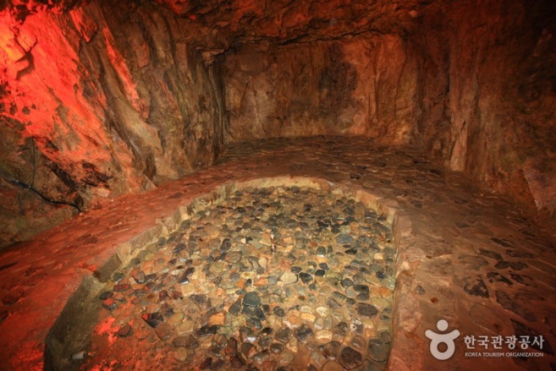 Amethyst Cavern Park  (15/19)