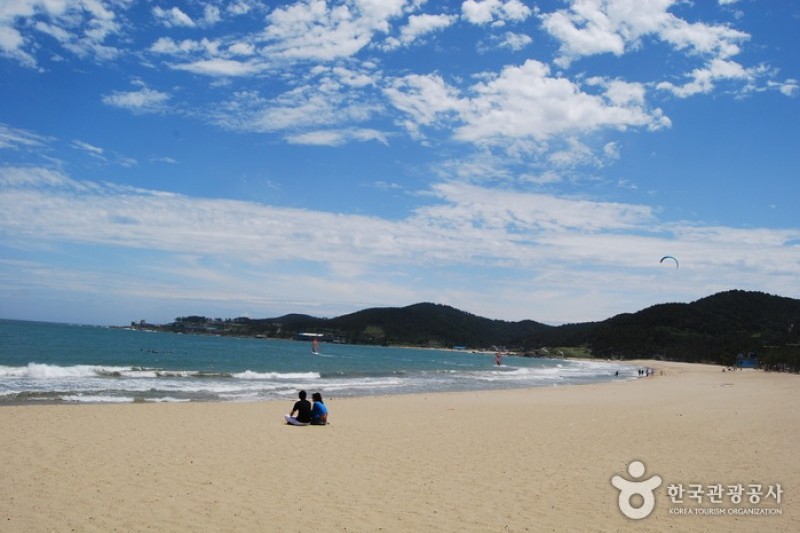 Jinha Beach  (1/8)