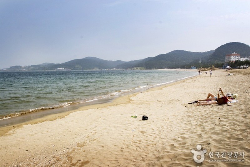 Jinha Beach  (2/8)