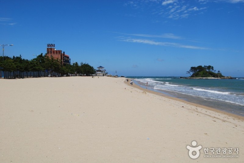 Jinha Beach  (5/8)
