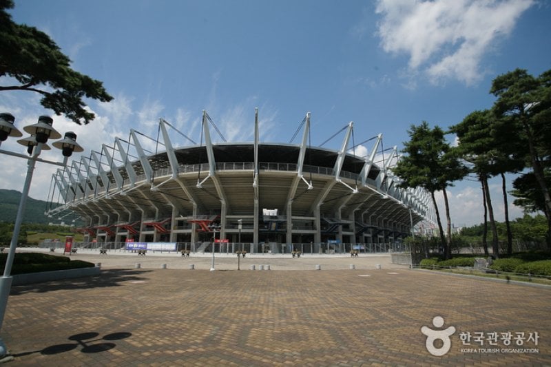 Ulsan Munsu Football Stadium  (3/6)