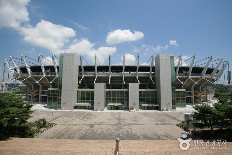 Ulsan Munsu Football Stadium  (4/6)