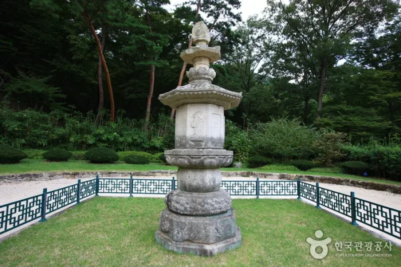 Seongnamsa Temple  (15/18)