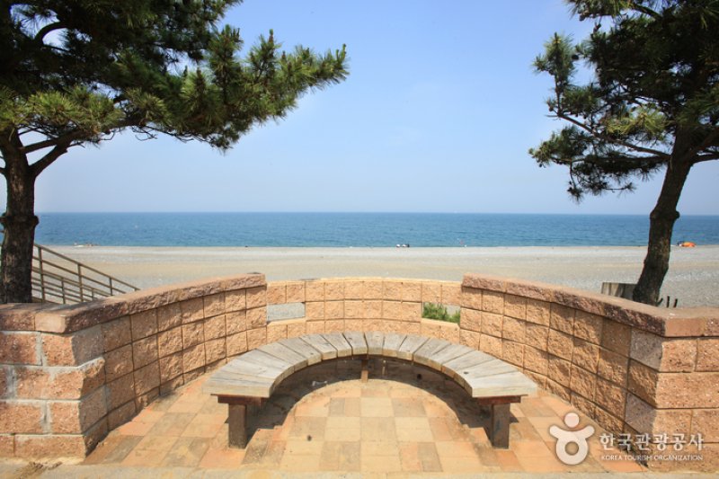 Shin-myung Jeong-ja Beach  (6/22)