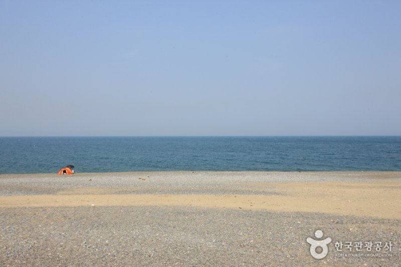 Shin-myung Jeong-ja Beach  (9/22)