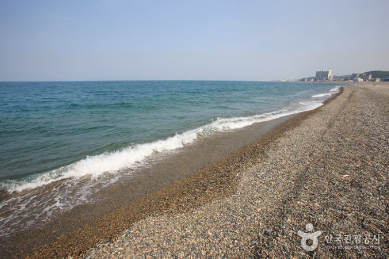 Shin-myung Jeong-ja Beach  (10/22)
