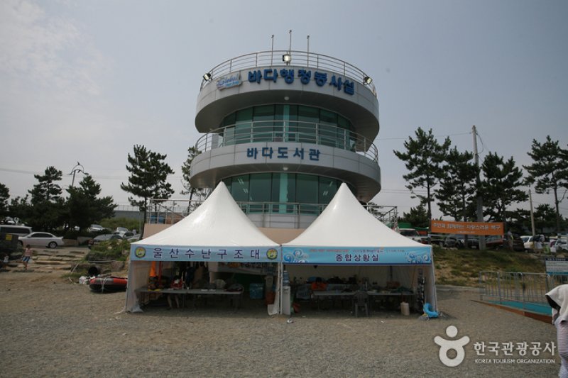 Shin-myung Jeong-ja Beach  (19/22)