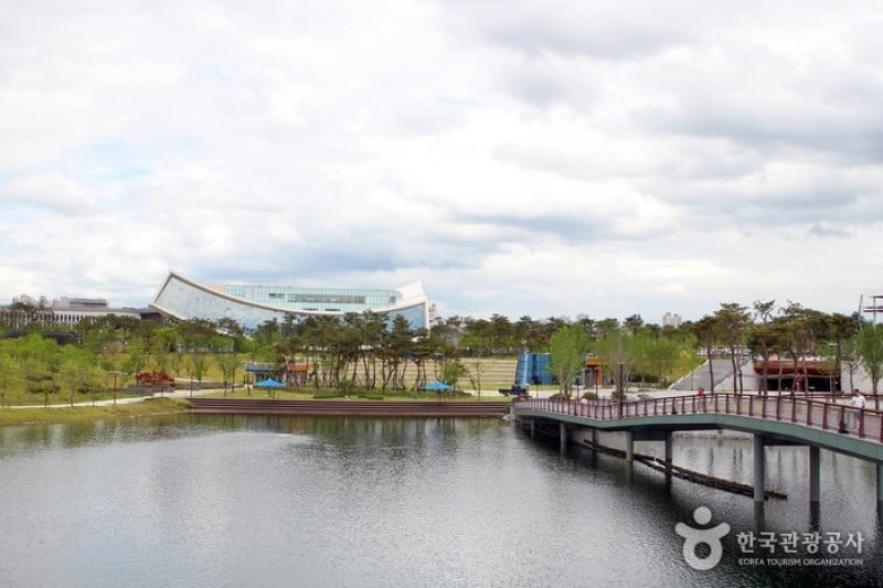 Sejong Lake Park  (1/6)