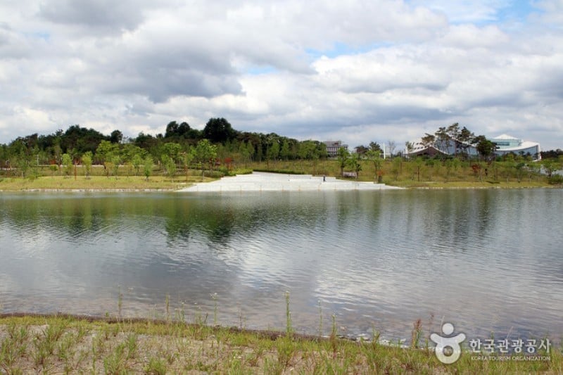 Sejong Lake Park  (2/6)