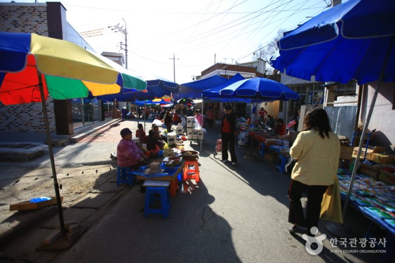 Muju Firefly Market  (3/5)