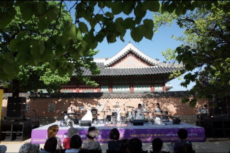 Twinkle Concert in the Palace  (3/7)