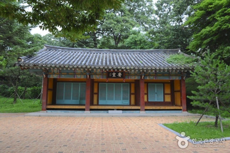 Yulgok Historical Site  (4/25)