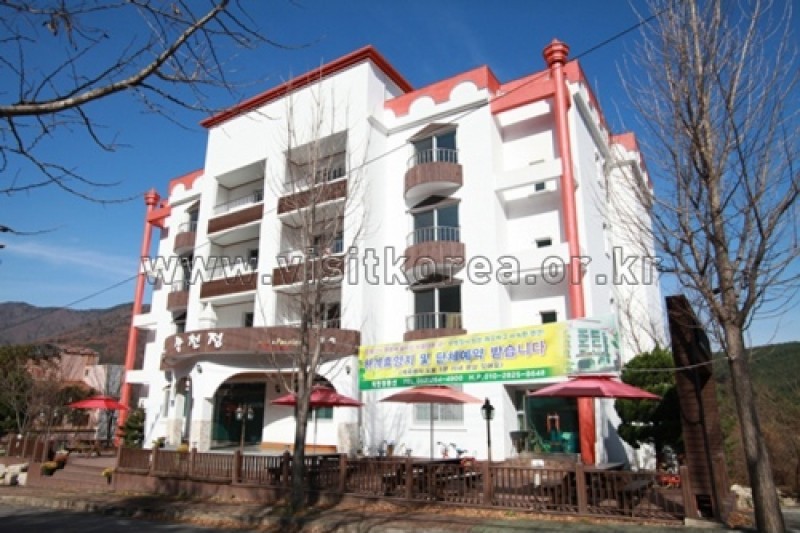 Jakcheonjung pension resortel - Goodstay  (15/25)