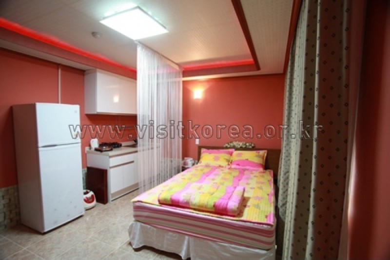 Jakcheonjung pension resortel - Goodstay  (17/25)