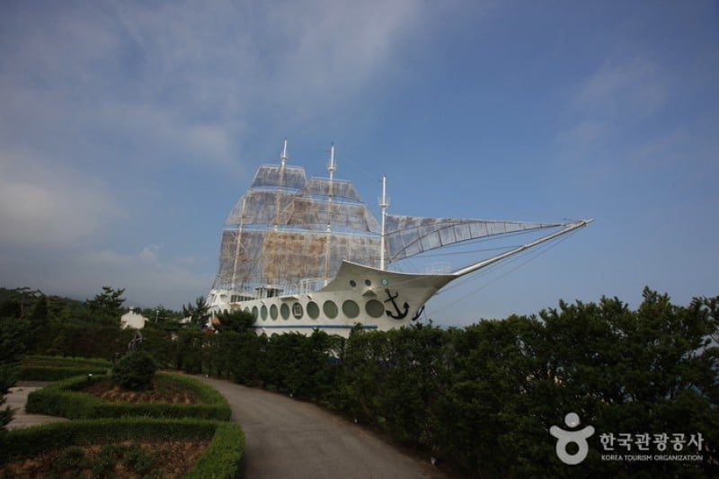 Sun Cruise Theme Park  (16/21)