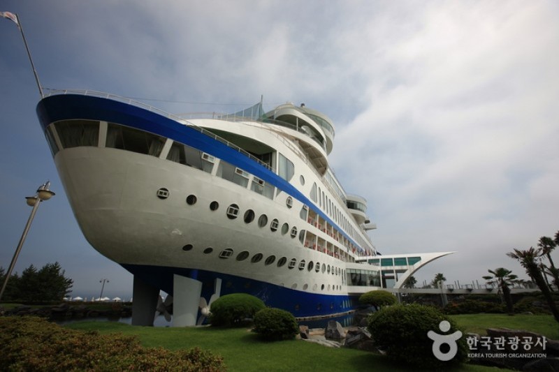 Sun Cruise Theme Park  (20/21)