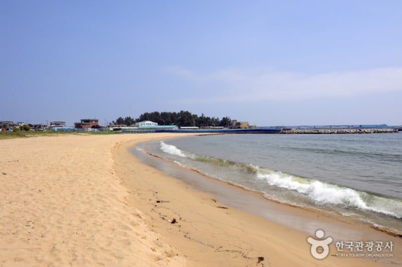 Bongsudae Shore  (7/10)