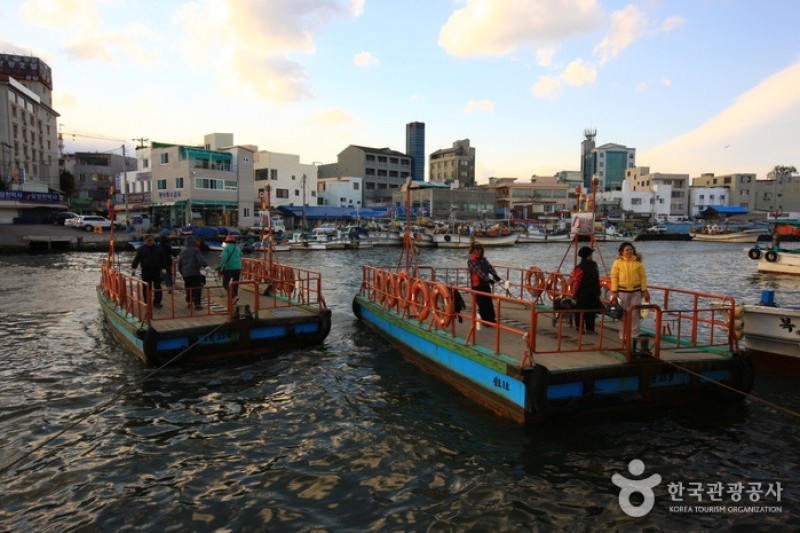 Abai Village Ferry  (10/11)