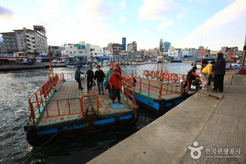 Abai Village Ferry  (11/11)